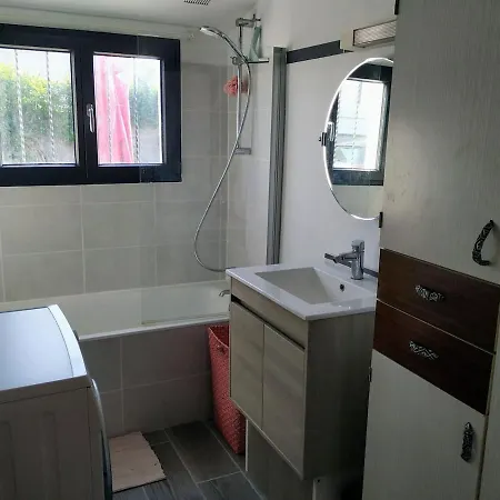 Longere Familiale Charentaise En Charente-maritime La Tremblade